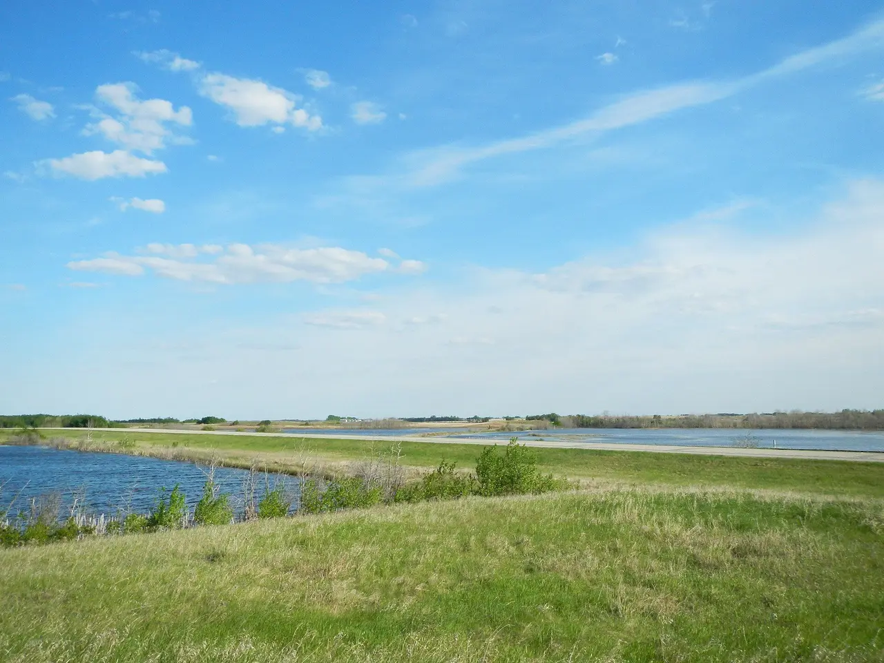 Prairie wetlands and grassland near Plunkett, 2013